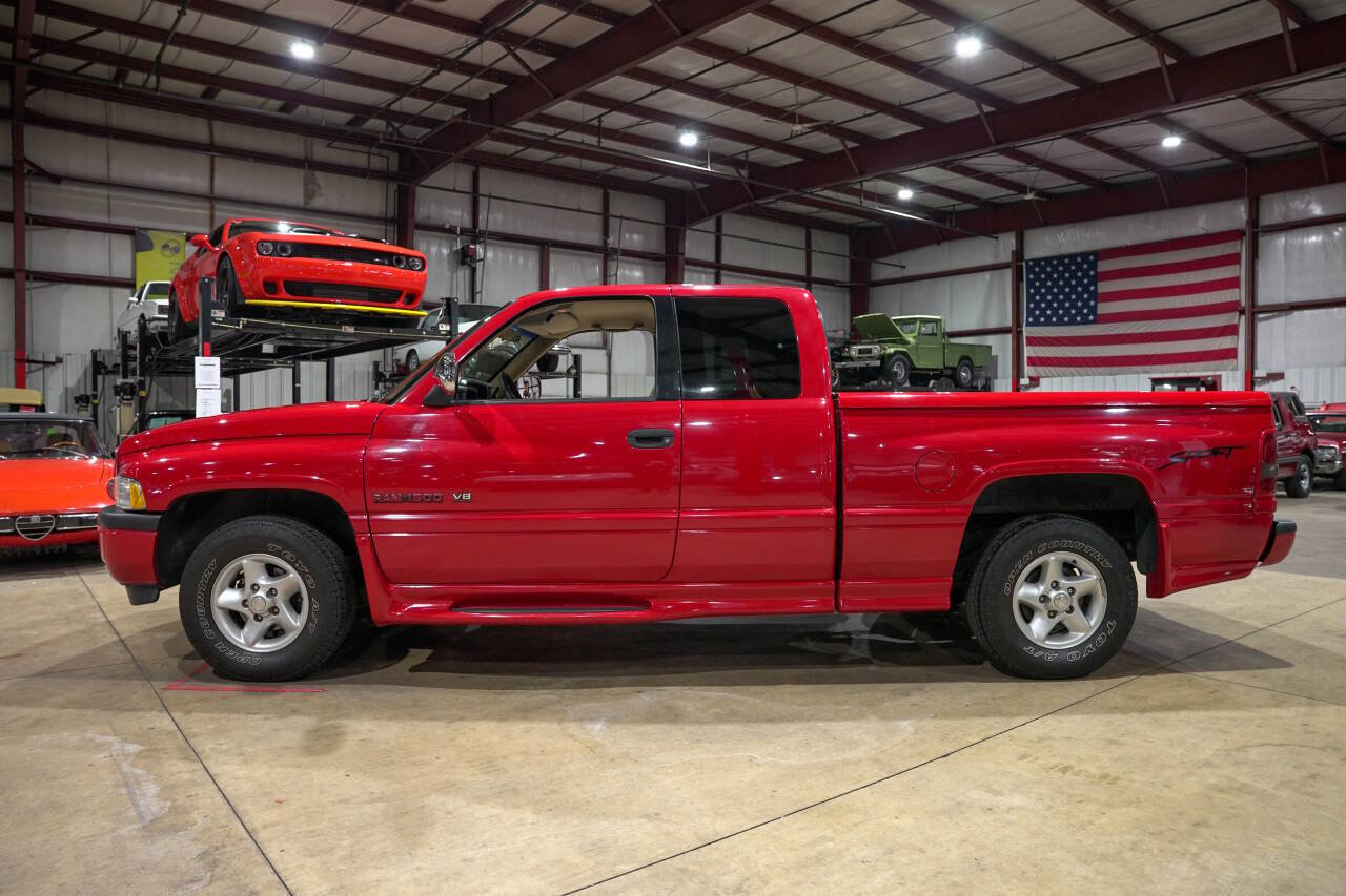 Used 1997 Dodge Ram 1500 Truck 2WD Club Cab image 4