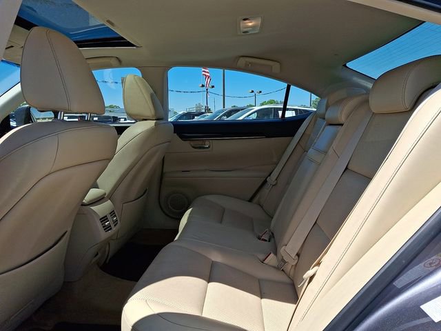 Used 2015 Lexus ES 350 w/ Luxury Package image 10