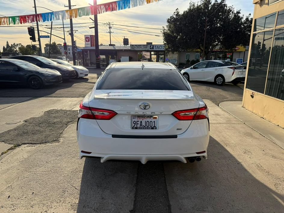 Used 2020 Toyota Camry SE FWD image 13