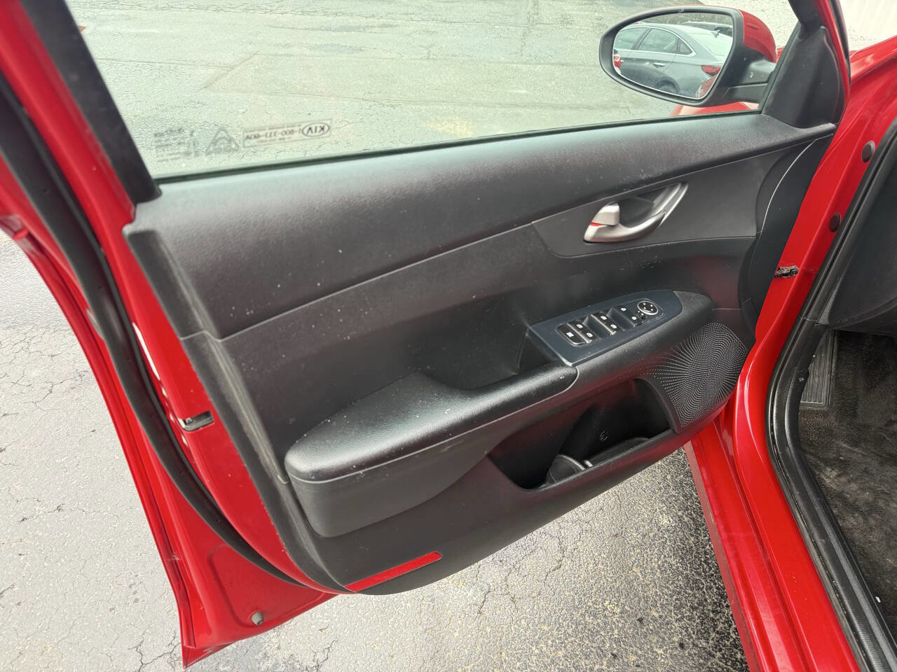 Used 2020 Kia Forte LXS image 13