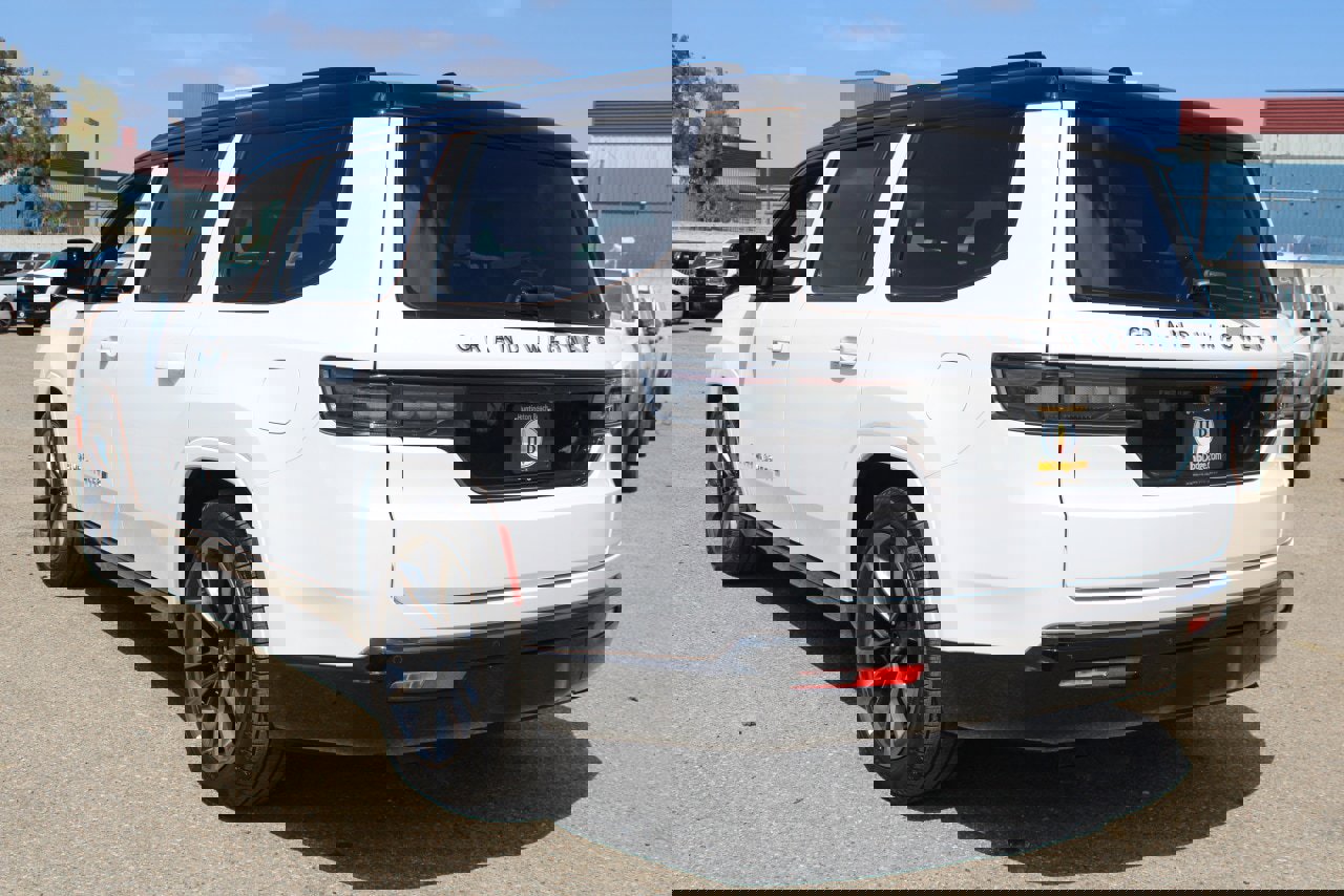 New 2025 Jeep Grand Wagoneer Series III w/ Rear Seat Video Group 1 image 3