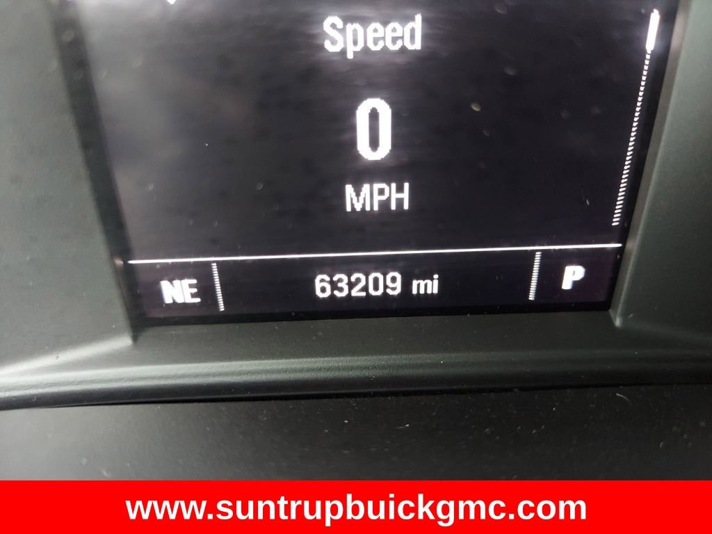 Used 2022 Chevrolet Traverse LS AWD/4WD image 17