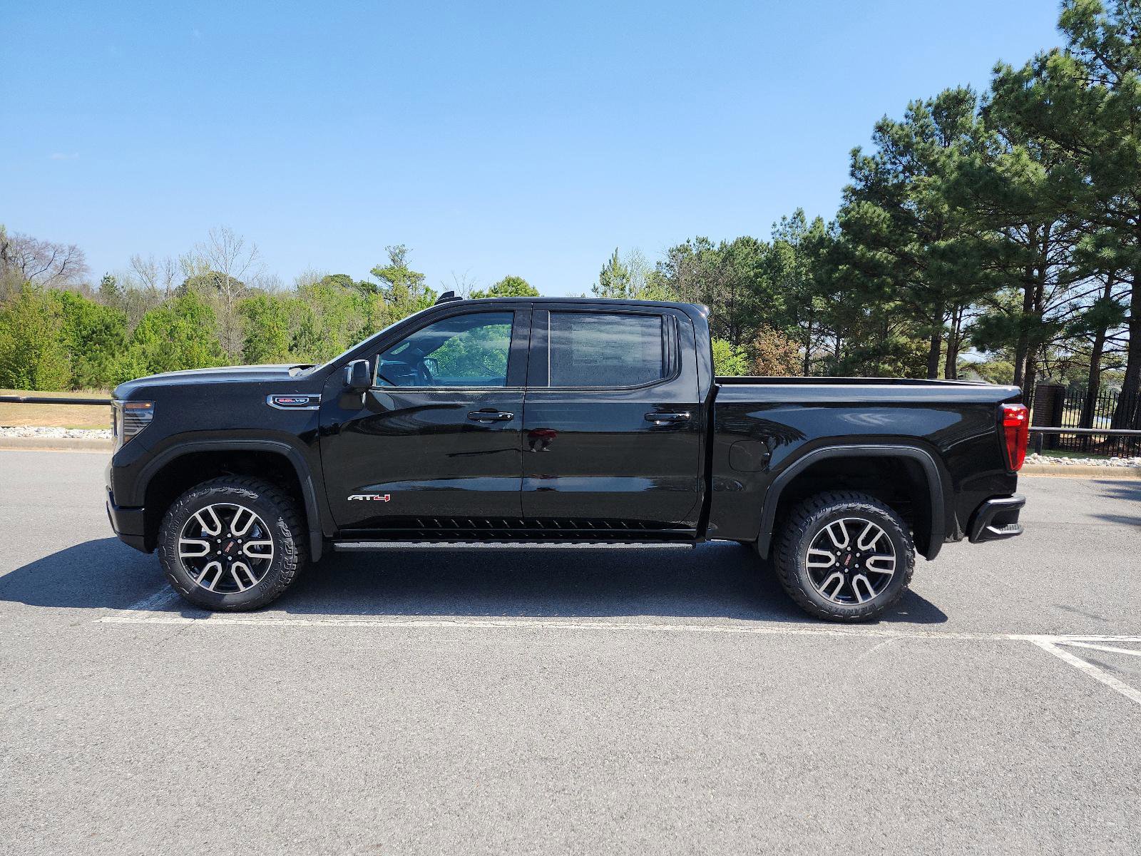 New 2026 GMC Sierra 1500 AT4 image 2