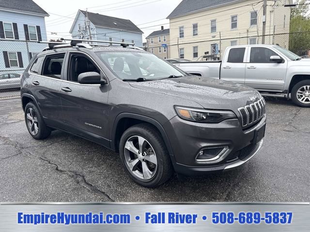 Used 2019 Jeep Cherokee Limited AWD/4WD image 2