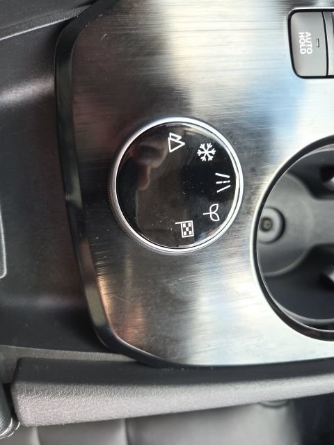 Used 2026 Nissan Rogue SL AWD/4WD image 23