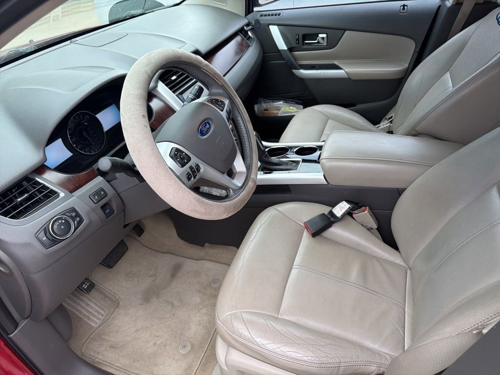 Used 2011 Ford Edge Limited w/ Driver Entry Pkg FWD image 10