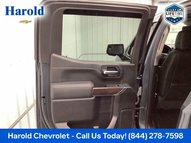 Used 2019 GMC Sierra 1500 SLT w/ X31 Off-Road Package AWD/4WD image 12