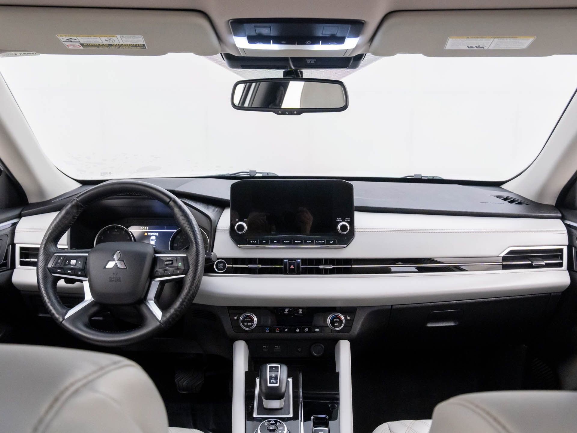 Used 2022 Mitsubishi Outlander SEL image 9