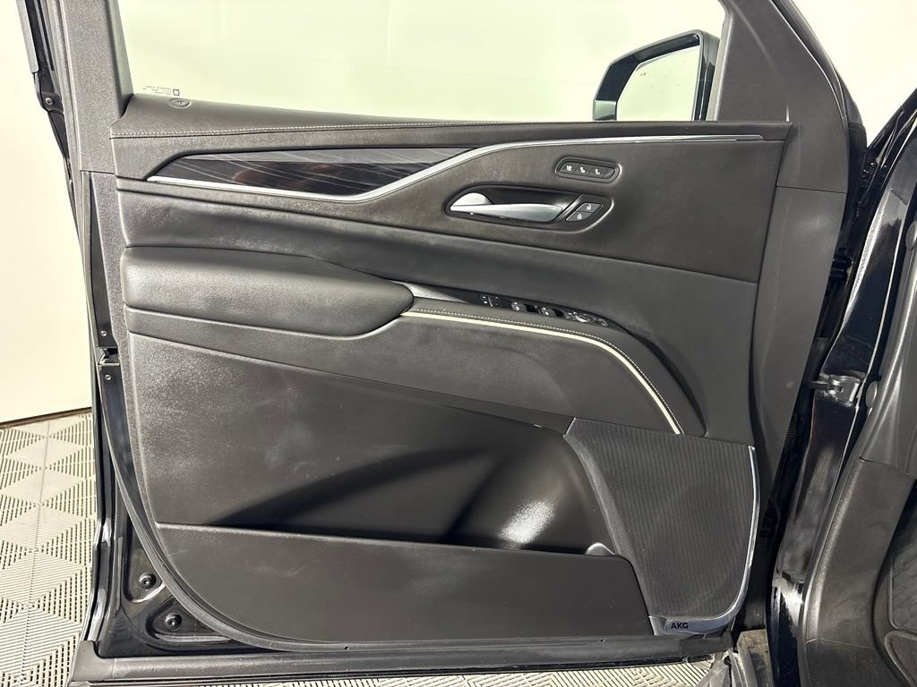 Used 2023 Cadillac Escalade Sport AWD/4WD image 12