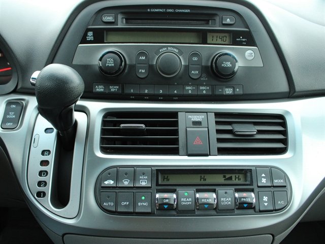 Used 2010 Honda Odyssey EX image 17