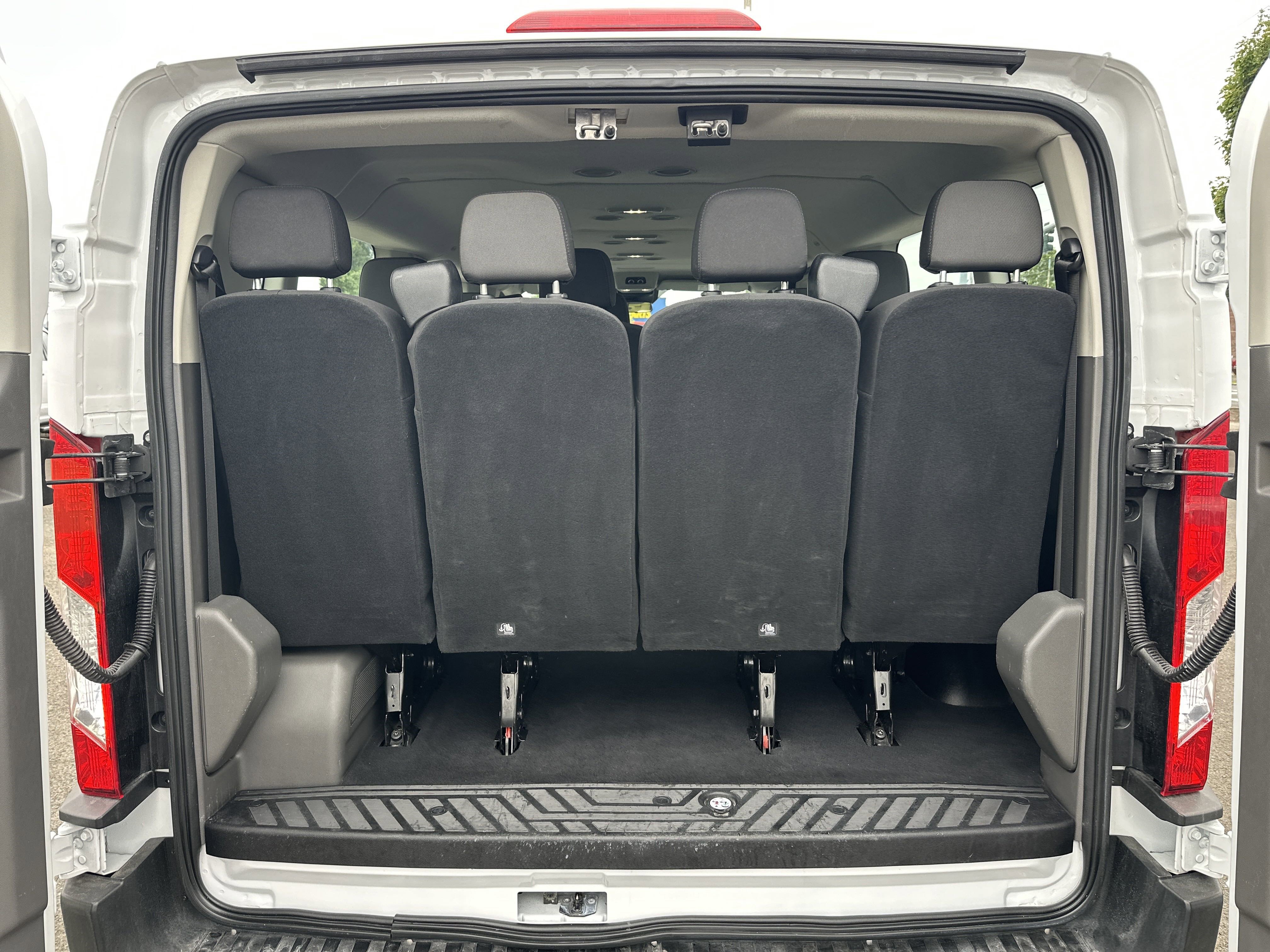 Used 2022 Ford Transit 350 XLT image 5