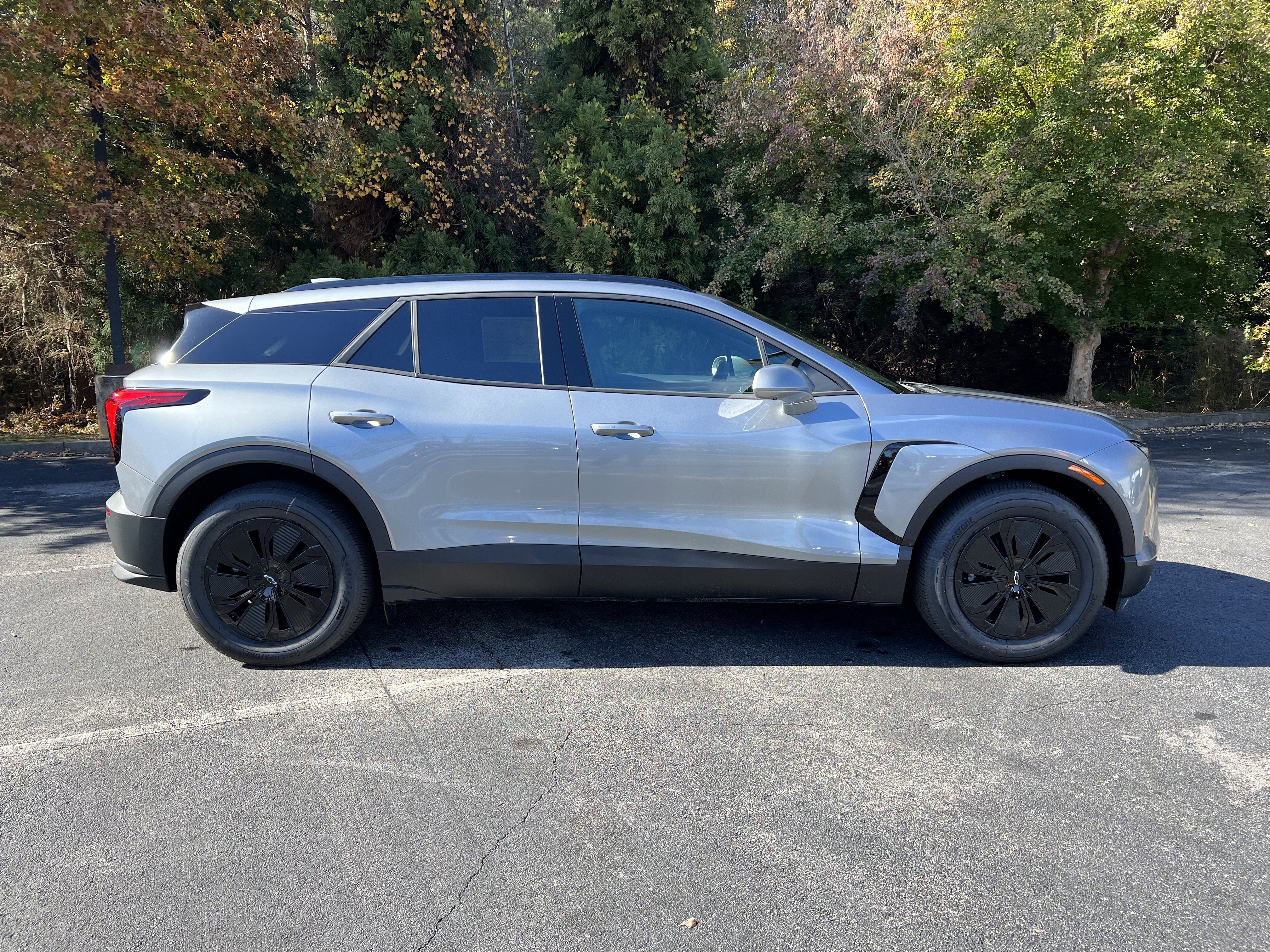 New 2026 Chevrolet Blazer EV LT w/ Midnight/Sport Edition image 11
