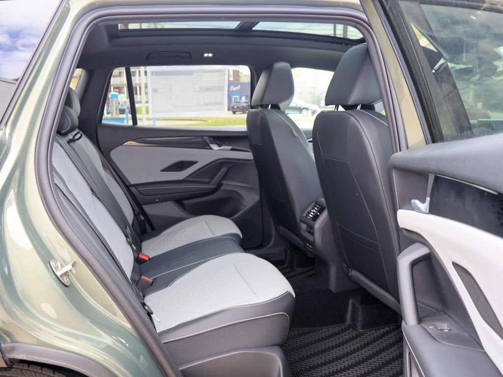 New 2026 Volkswagen Tiguan SE R-Line AWD/4WD image 31