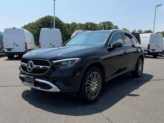 Certified 2024 Mercedes-Benz GLC 300 4MATIC image 3