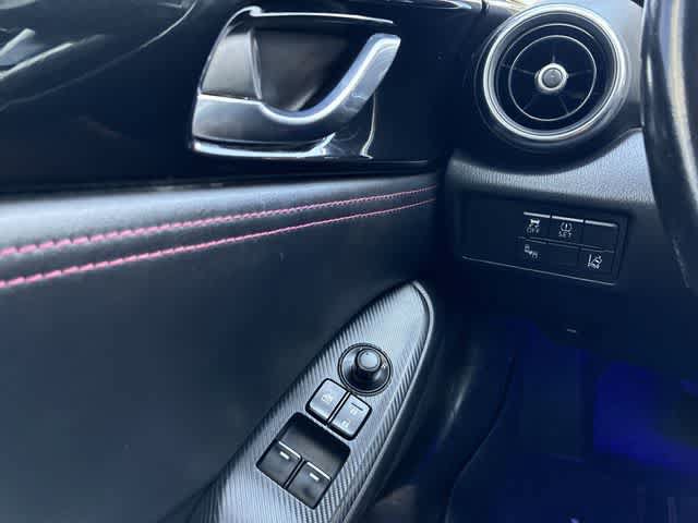 Used 2017 MAZDA MX-5 Miata RF Grand Touring RWD image 38