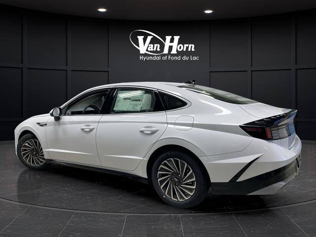 New 2025 Hyundai Sonata SEL image 3
