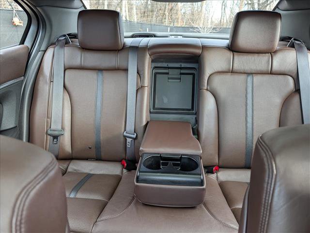 Used 2012 Lincoln MKS AWD image 18
