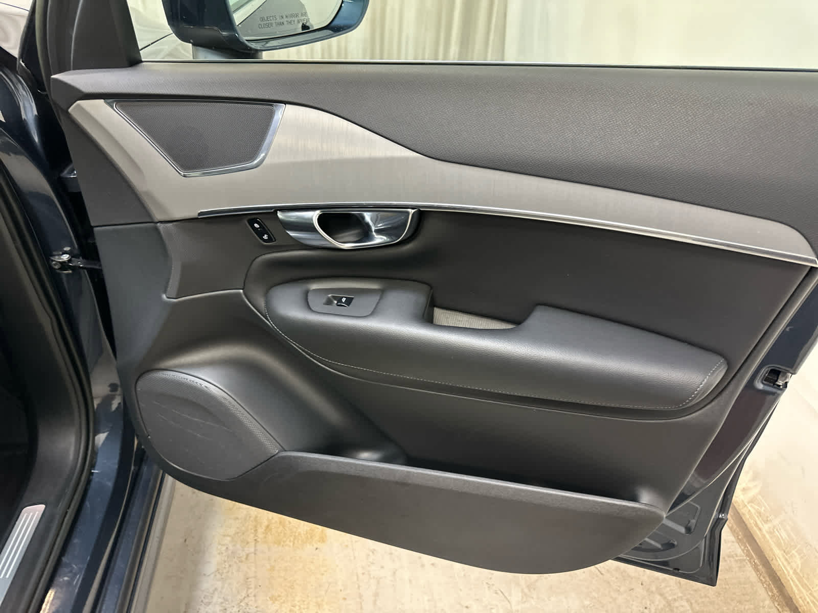 Used 2023 Volvo XC90 B5 Core w/ Protection Package image 28