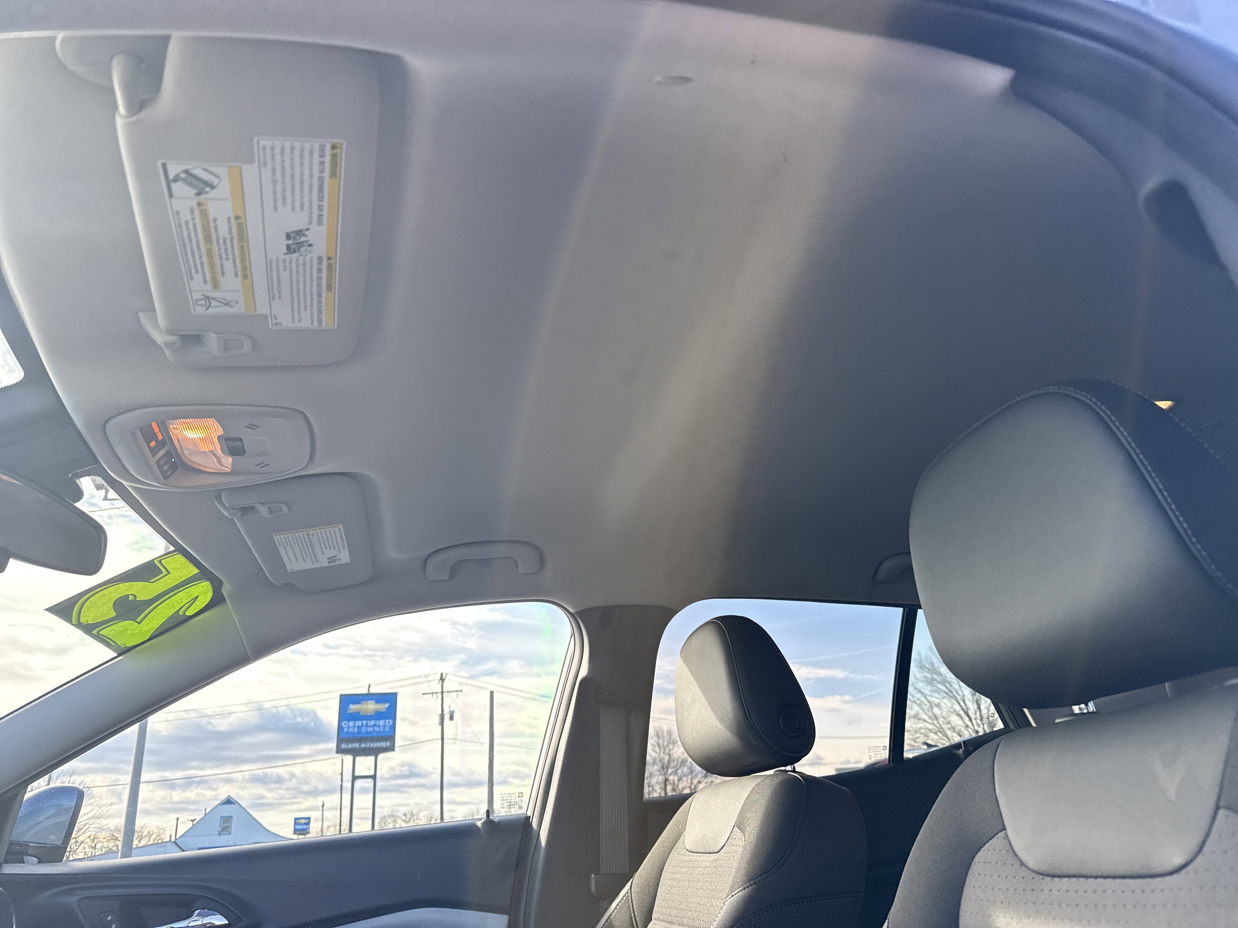 Used 2025 Chevrolet Trax LT w/ LT Convenience Package image 30