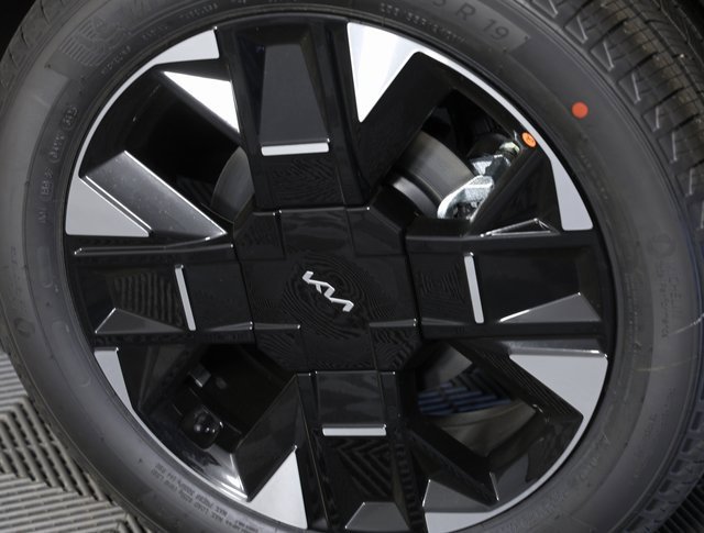New 2026 Kia Sportage SX image 7