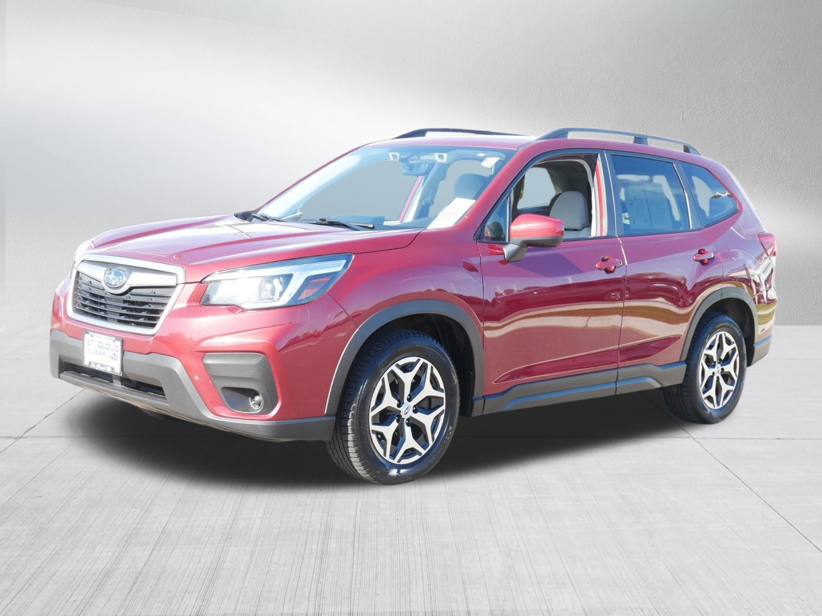 Used 2019 Subaru Forester Premium AWD/4WD image 3