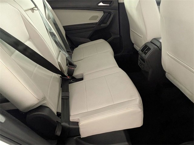 Used 2019 Volkswagen Tiguan SE w/ 3rd Row Seat Package image 28
