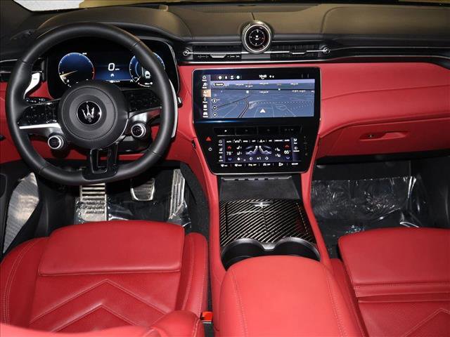 Used 2023 Maserati Grecale Modena image 24