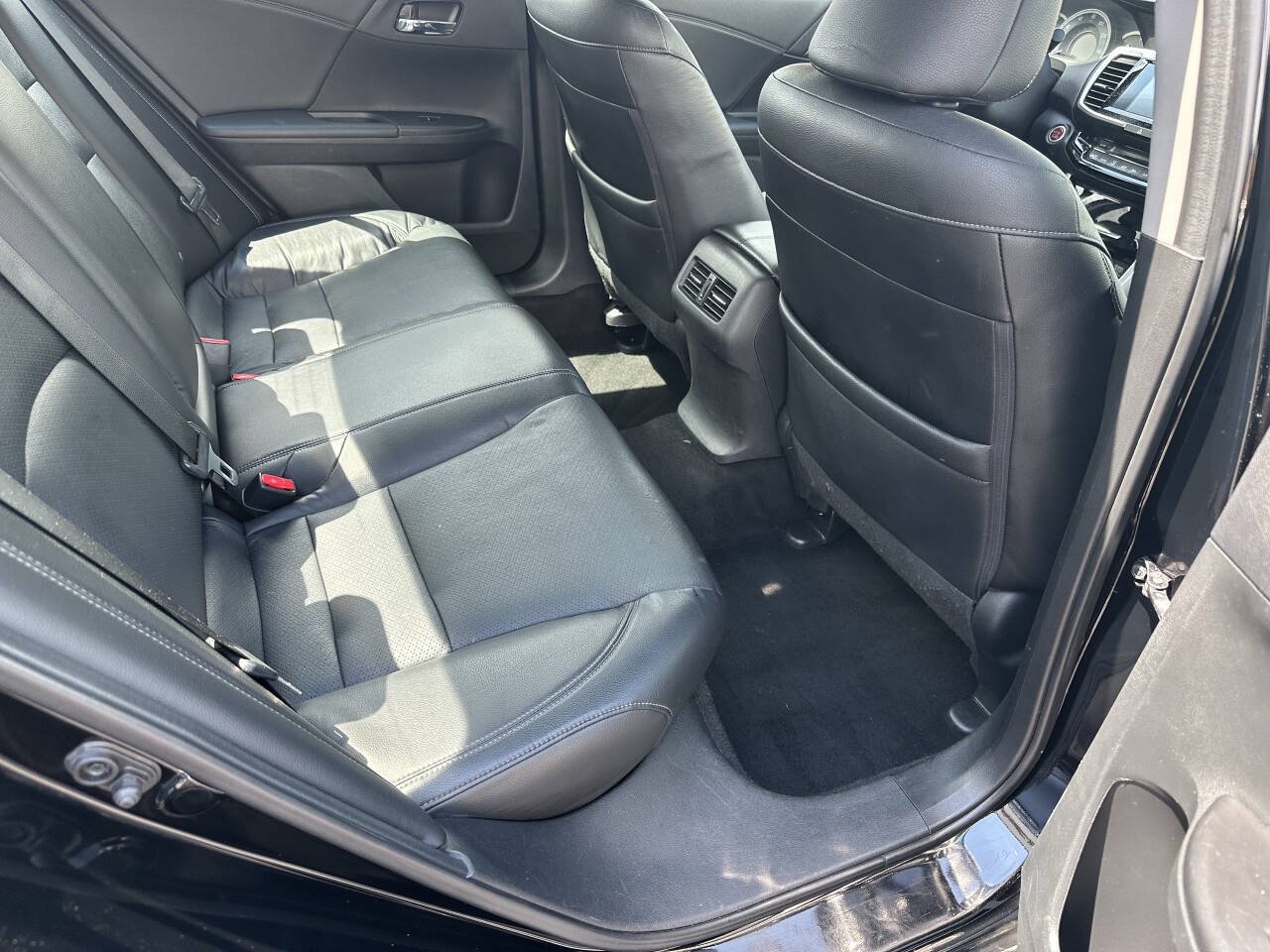 Used 2016 Honda Accord EX-L image 13