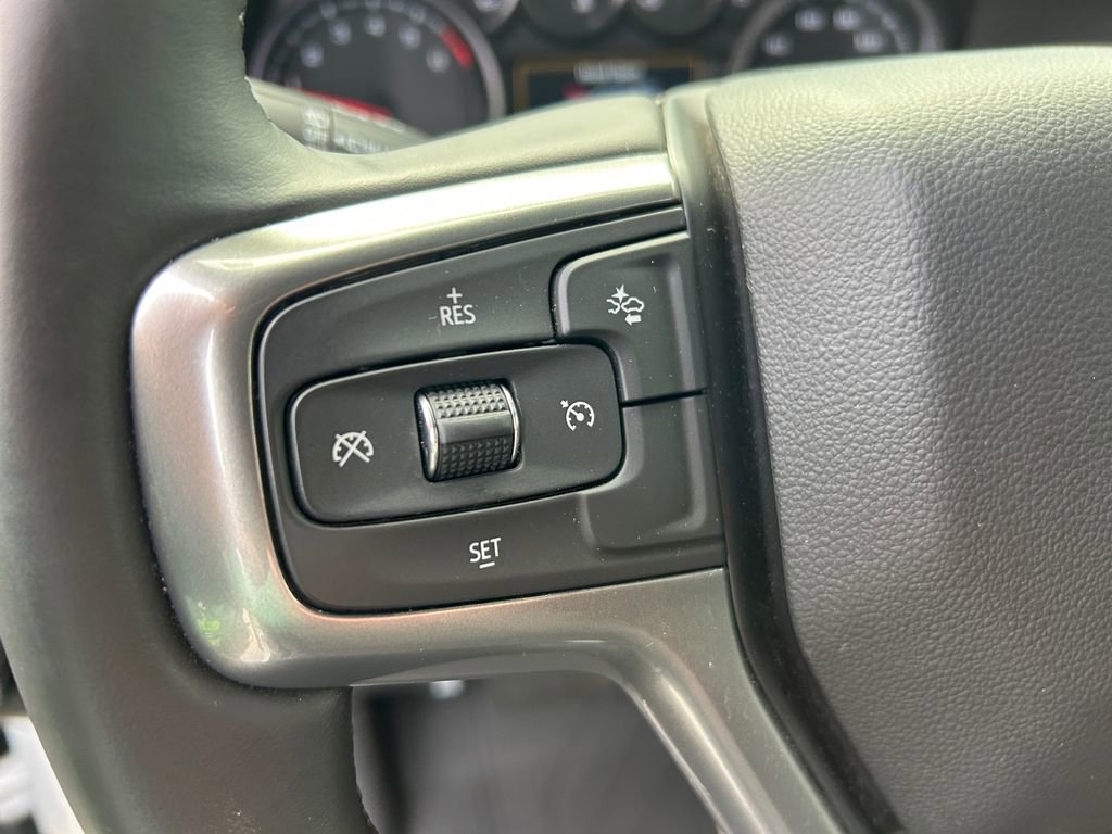 Used 2024 Chevrolet Tahoe LS AWD/4WD image 17