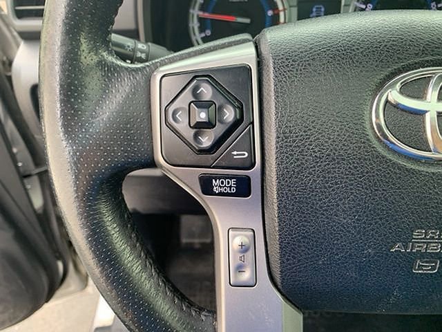 Used 2018 Toyota 4Runner SR5 Premium image 24
