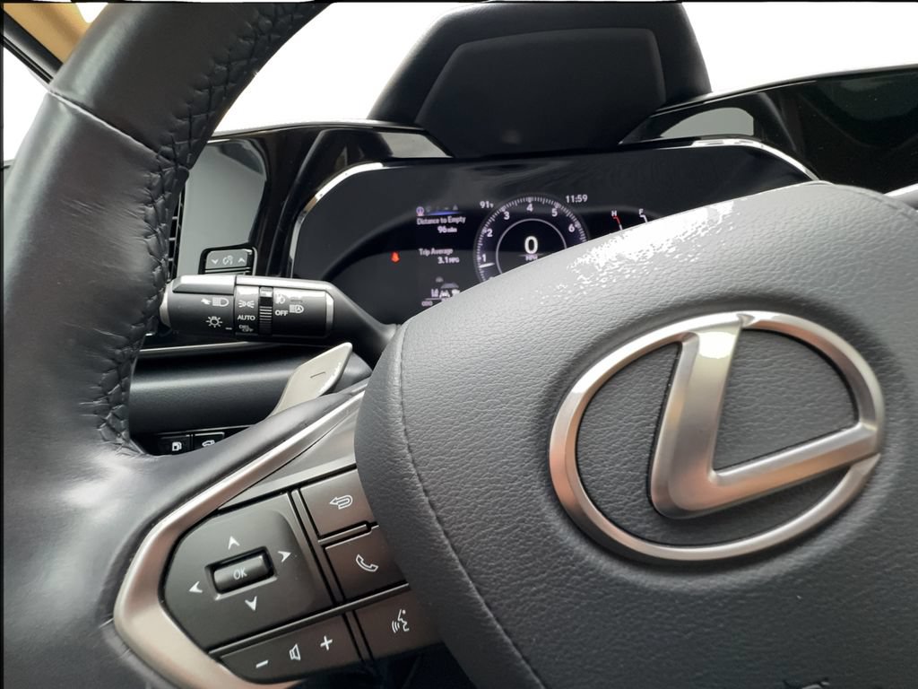 Used 2025 Lexus NX 250 FWD w/ Towing Package (2000 Lbs) image 45
