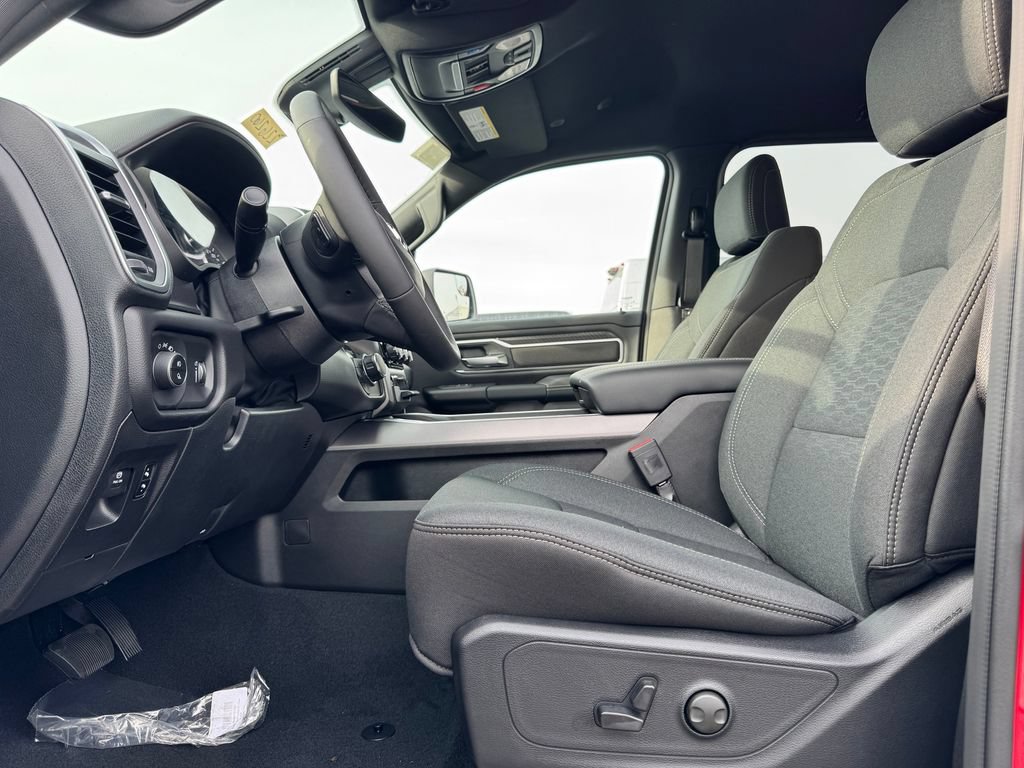New 2026 RAM 1500 Big Horn w/ Night Edition AWD/4WD image 13