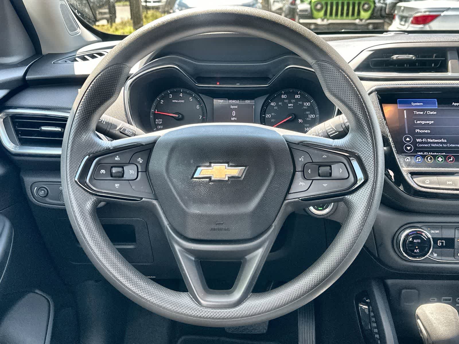 Used 2023 Chevrolet TrailBlazer LT w/ Convenience Package AWD/4WD image 21