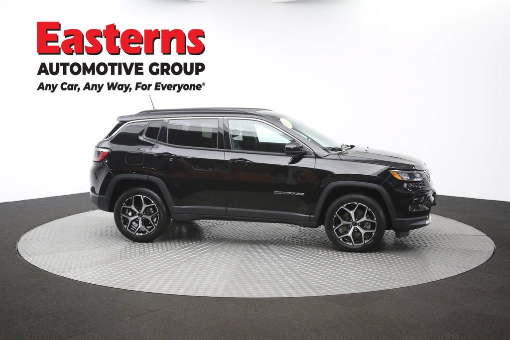 Used 2025 Jeep Compass Limited AWD/4WD image 45