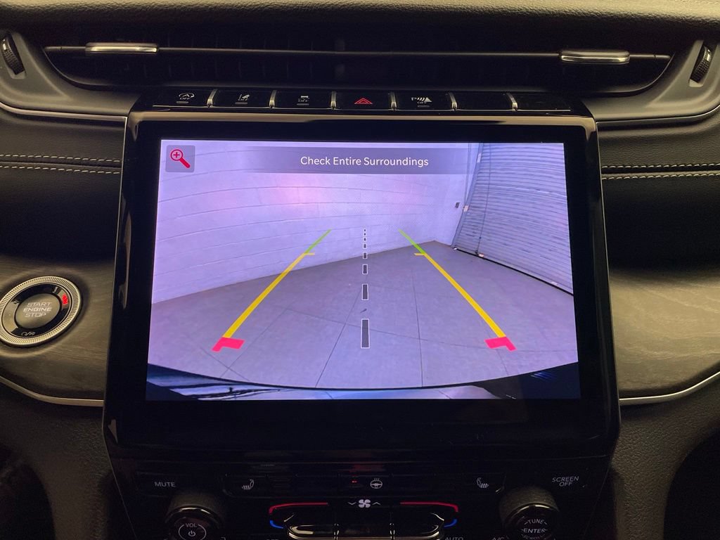 New 2025 Jeep Grand Cherokee Limited w/ MOPAR Finishing Package AWD/4WD image 13