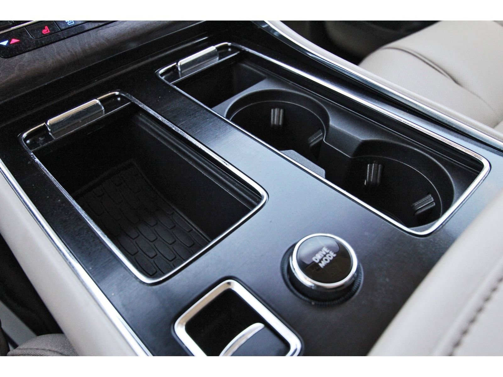 Used 2023 Lincoln Aviator Reserve w/ Equipment Group 201A image 29