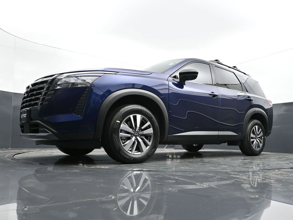 New 2026 Nissan Pathfinder SL image 33
