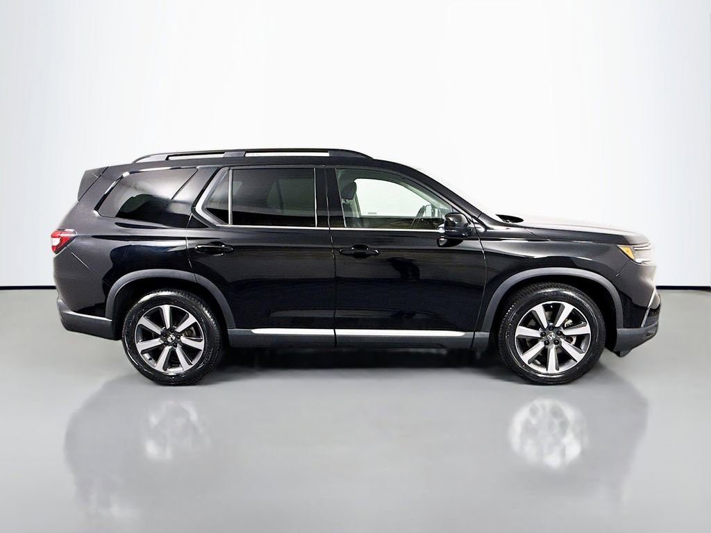 Certified 2023 Honda Pilot Touring image 8
