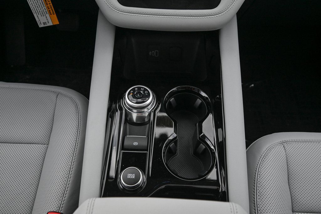 New 2026 Ford Explorer Platinum w/ LUX Leather Package image 31