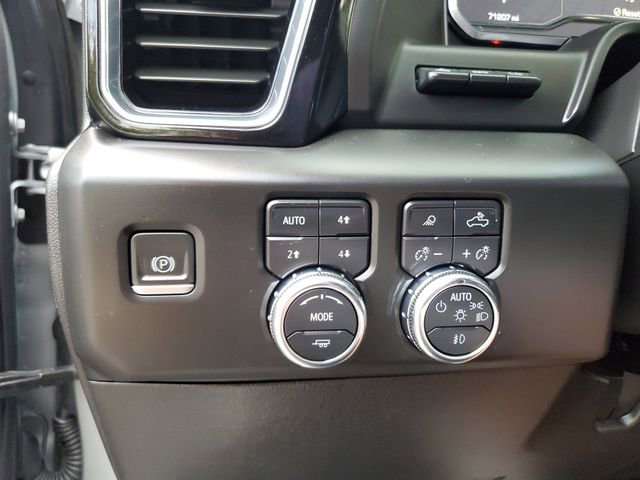 Used 2024 GMC Sierra 3500 Denali w/ Denali Reserve Package AWD/4WD image 30