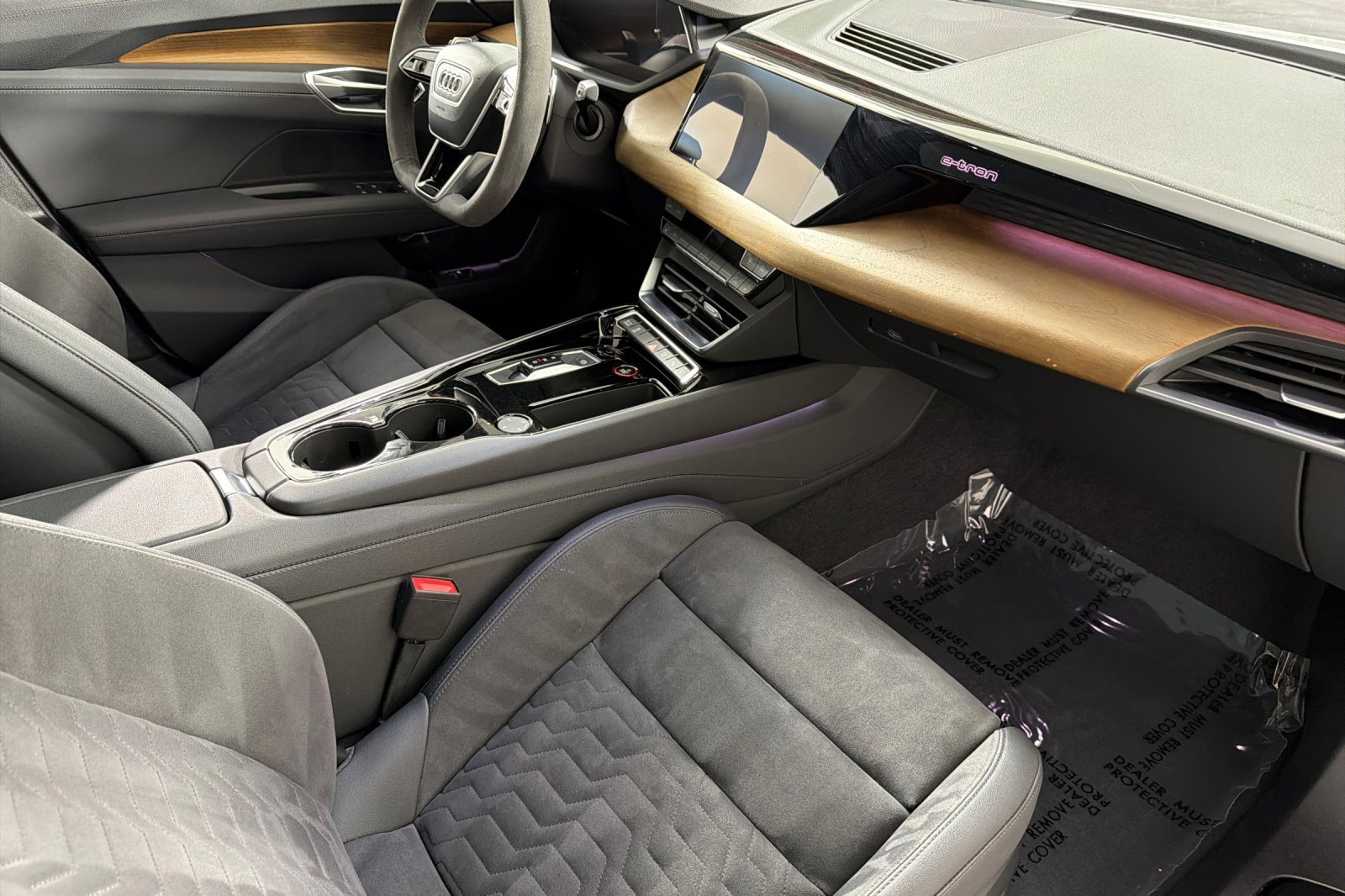 Used 2023 Audi e-tron GT Prestige w/ Prestige Package image 14