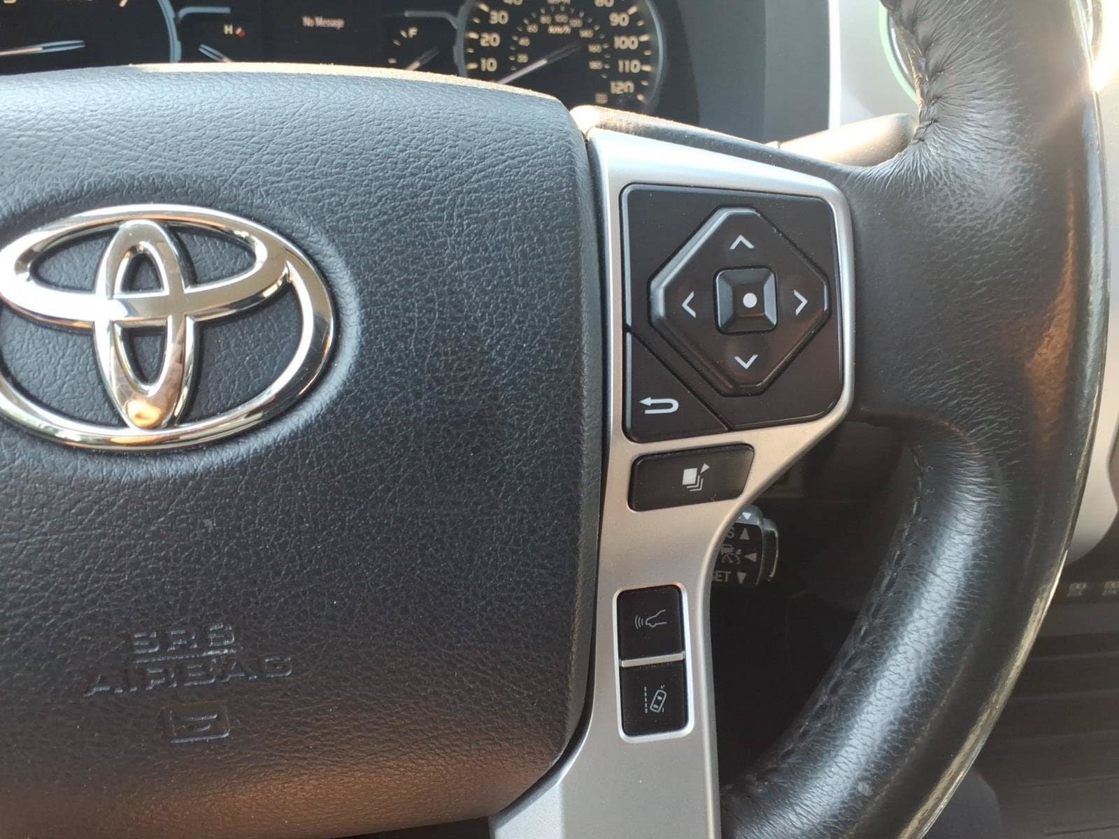 Used 2020 Toyota Tundra Limited RWD image 28