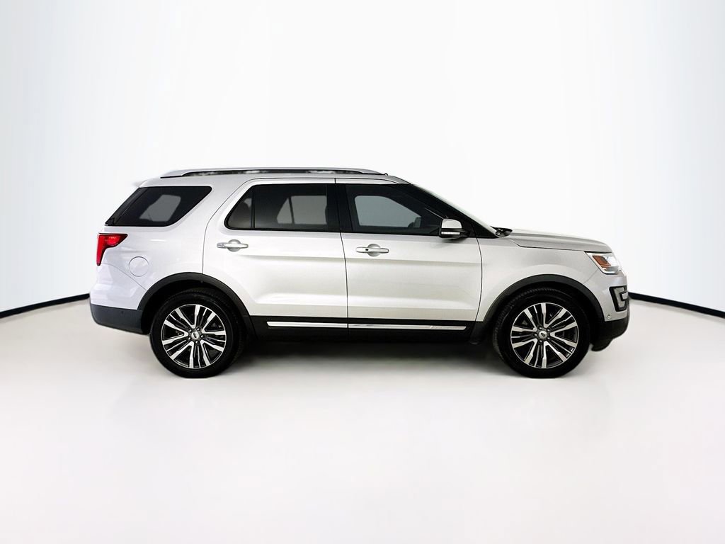 Used 2016 Ford Explorer Platinum AWD/4WD image 8