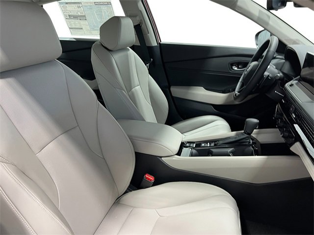 New 2025 Honda Accord EX-L image 32