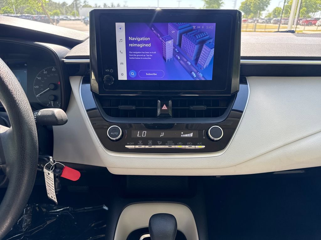 Used 2023 Toyota Corolla LE FWD image 19