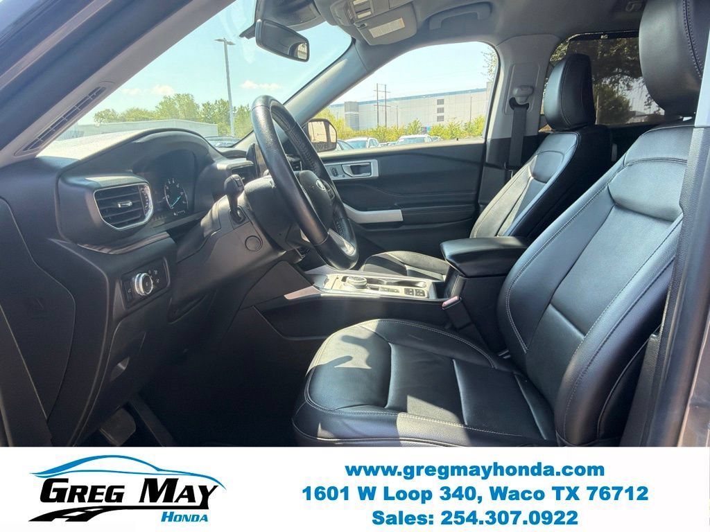 Used 2021 Ford Explorer Limited w/ Equipment Group 301A RWD image 12