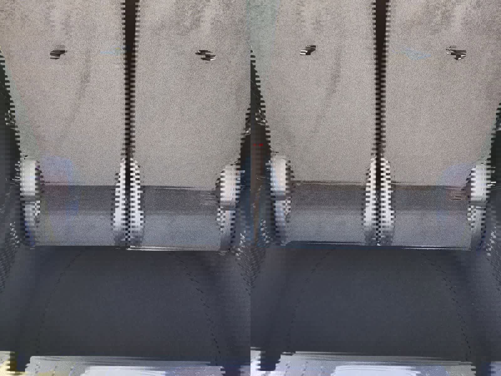 Used 2016 Ford Explorer Limited image 33