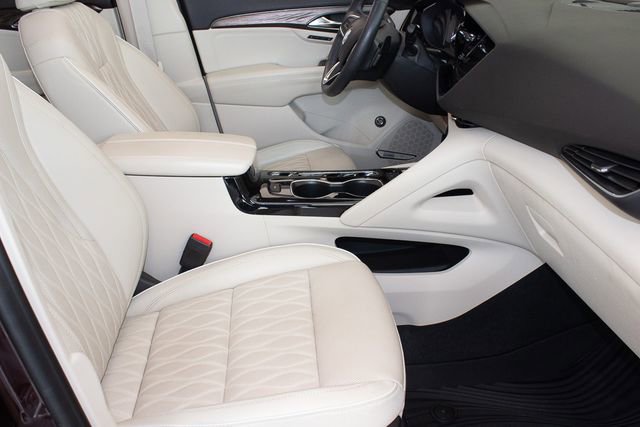 Used 2022 Buick Envision Avenir w/ Safety Package image 10