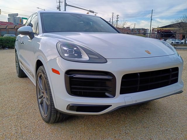 Used 2020 Porsche Cayenne image 19