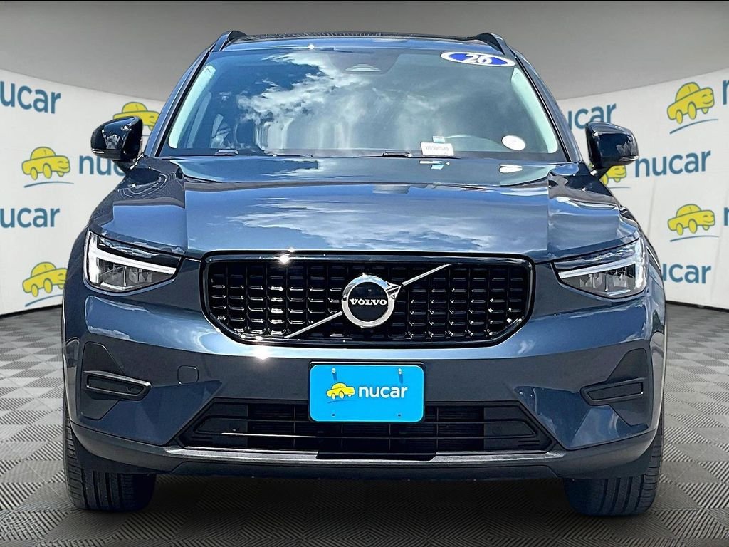 Used 2026 Volvo XC40 B5 Core AWD/4WD image 2